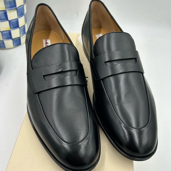 Men's Bally , Windsor Leather, penny loafers size 12 made in Italy - Picture 1 of 11